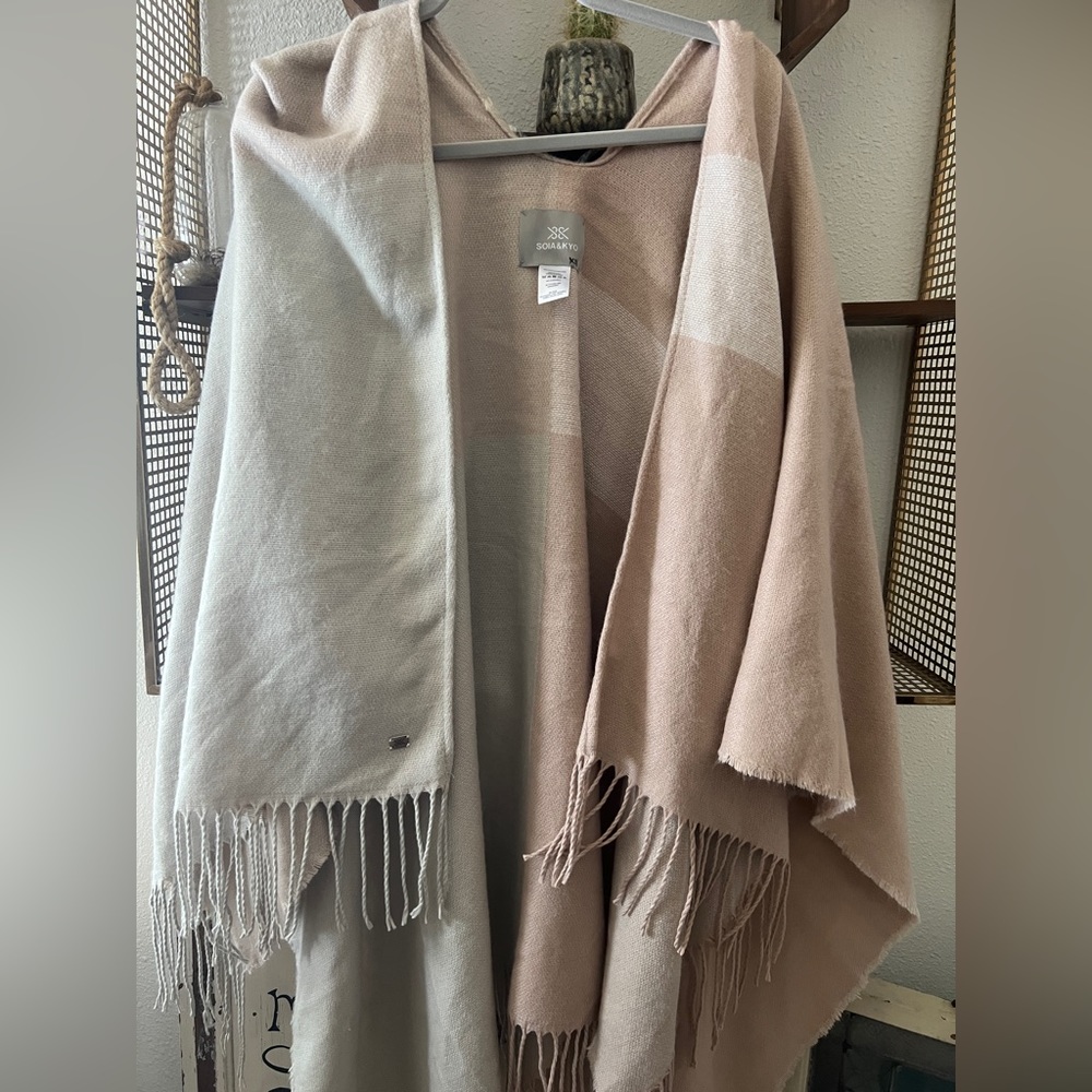 Soia and kyo shawl wrap